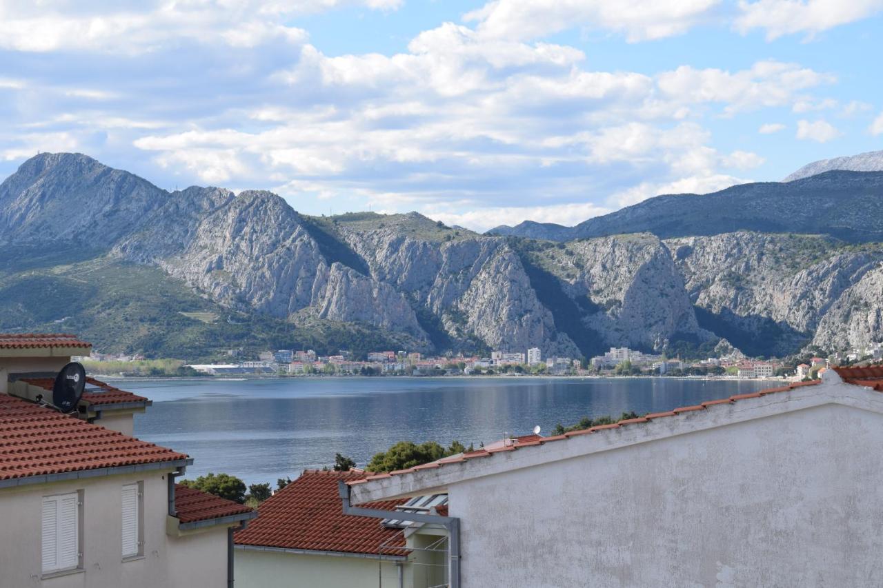 Omis Wind Rose Apartment Exterior photo
